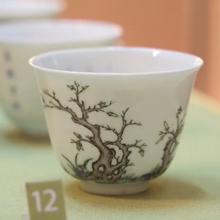 Listening - Curators : Twelve cups with representing flowers of the months in wucai enamels
