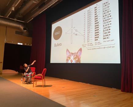 科学家分享会：这猫是醒着还是睡着？由艺术品说到量子力学1点击放大
